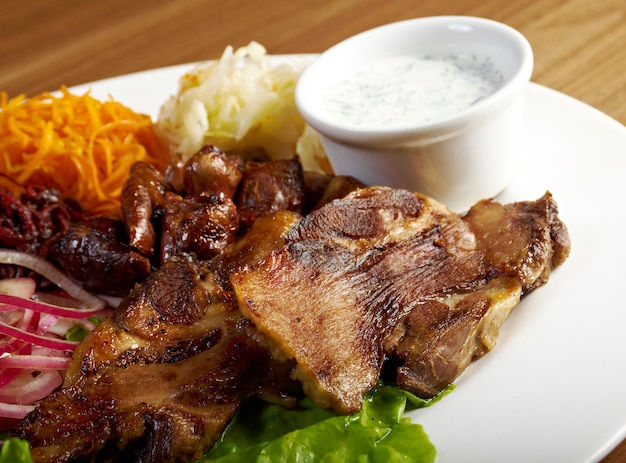 Roast boiled tongue and  liver  with vegetables