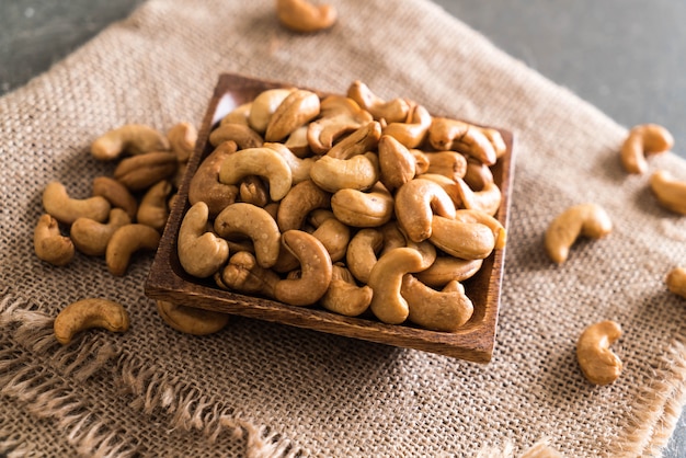 Roasted cashew nuts