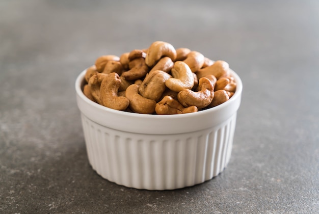 Roasted cashew nuts