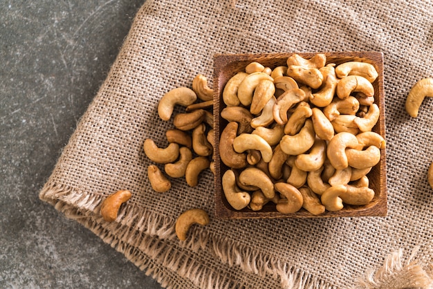 Roasted cashew nuts