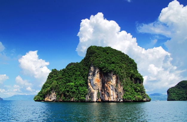 Rocks and sea in Krabi Thsiland