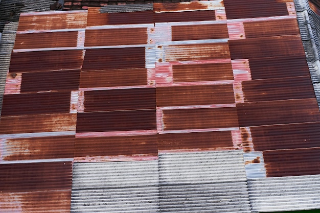 Roofs of private houses made of slate and shingles