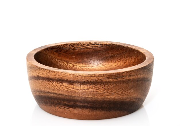 Photo round wooden bowl on white