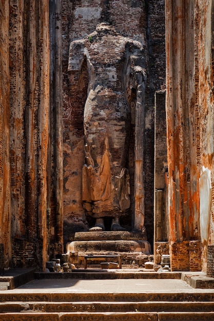 Ruins of lankatilaka vihara temple with buddha image pollonaruwa sri lanka