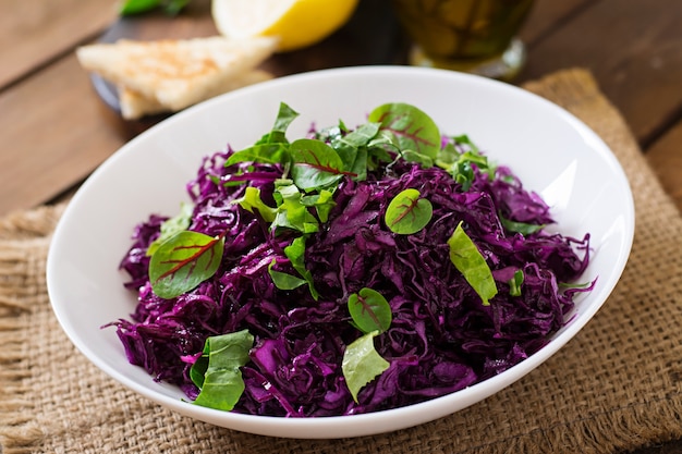 Salad of red cabbage with herbs