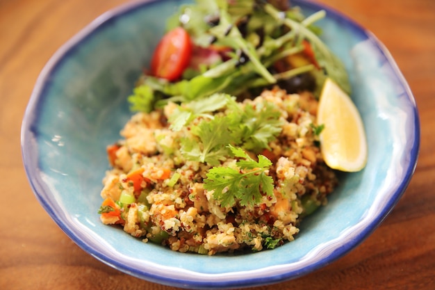 Salad with quinoa and salmon