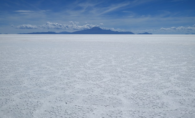 Salar de Uyuni, the world's largest salt flat, Potosi, Bolivia