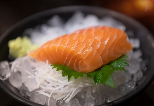 Salmon sashimi set  to serve.