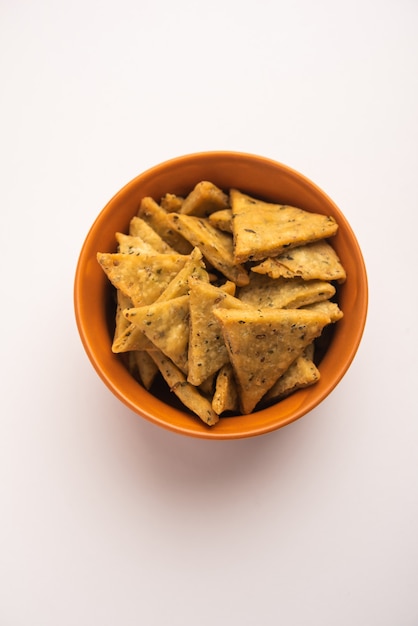 Salted Fenugreek or spinach leaves mixed Crackers