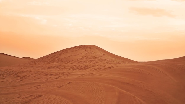 Sand dune in saudi desert  beautiful arabian desert