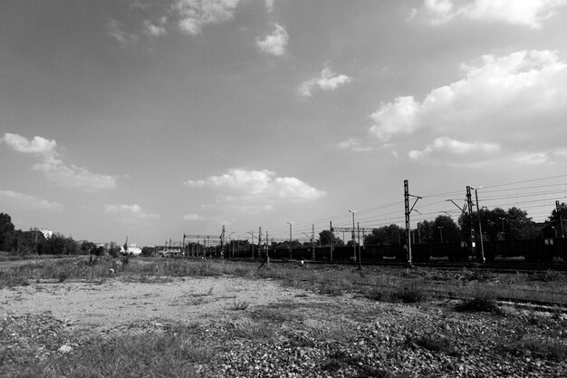 Photo scenic view of field against sky