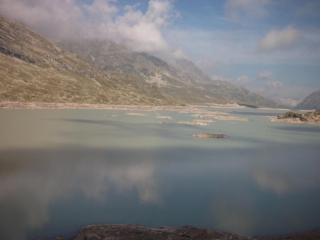 Photo scenic view of lake against sky