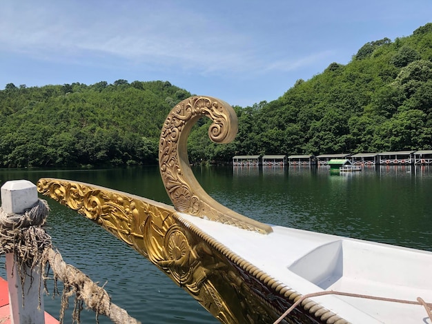 Photo scenic view of lake against sky