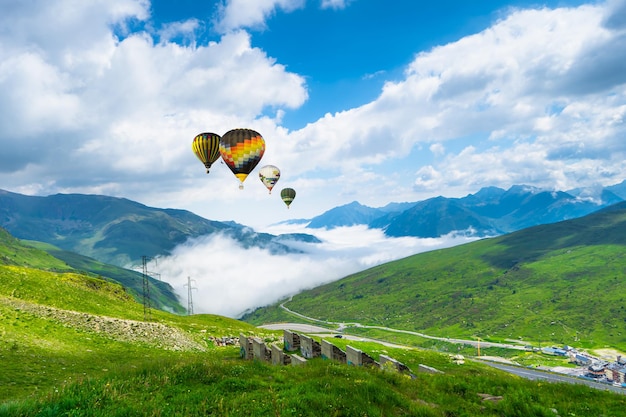 Photo scenic view of mountain against sky