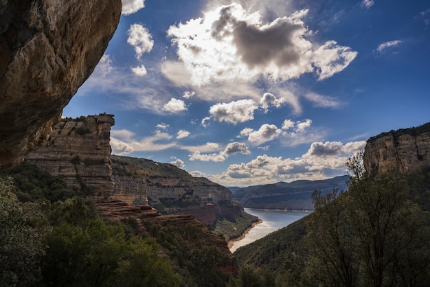 Photo scenic view of mountains against sky