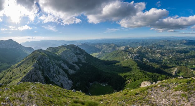 Photo scenic view point on top of high mountain.