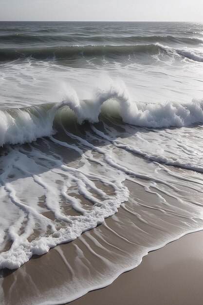 Photo sea waves sea water on the sand the atmosphere of the sea and relaxationblack and white