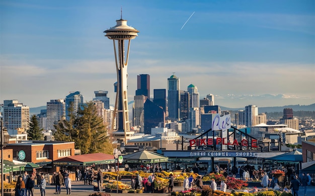 Photo seattle seattle space needle with pike place market and coffee shops