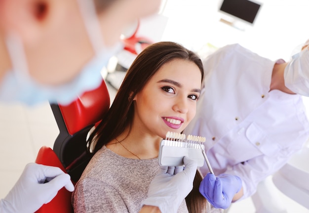 Selection of a shade of teeth with the help of special equipment