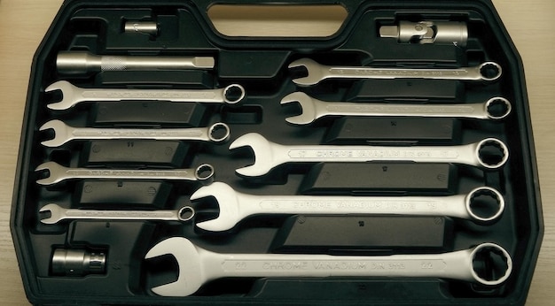 Set of gear spanners and wrenches in special plastic box