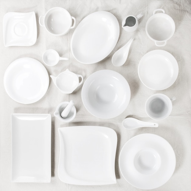 Photo set of white plates