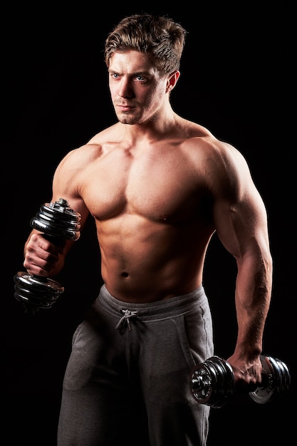 Sexy muscular fitness man