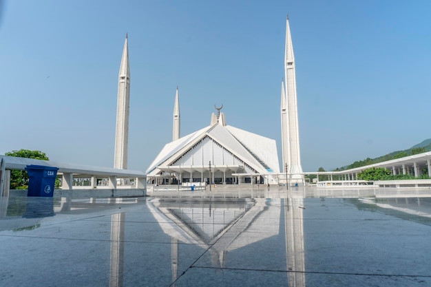 Photo shah faisal mosque largest mosque in the world