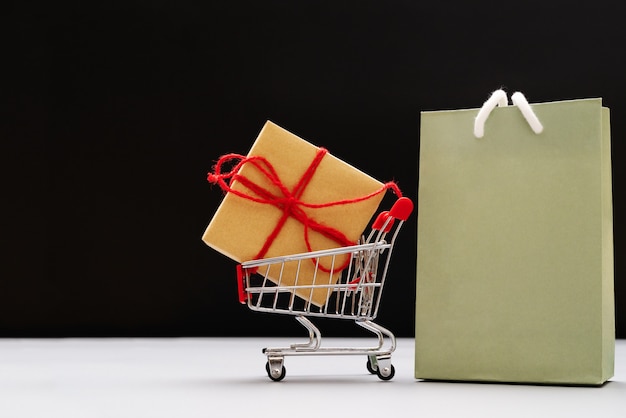 Shopping cart and shopping bags with gift box