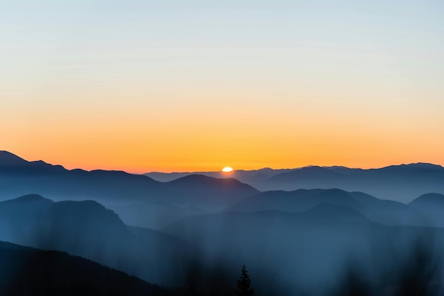 Photo silhouette photography of mountain