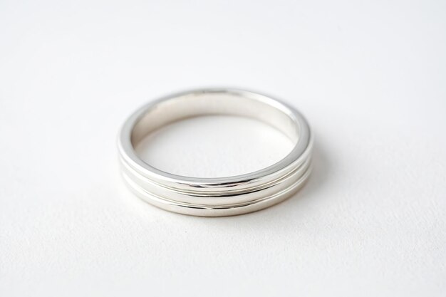 Photo silver wedding band with grooves