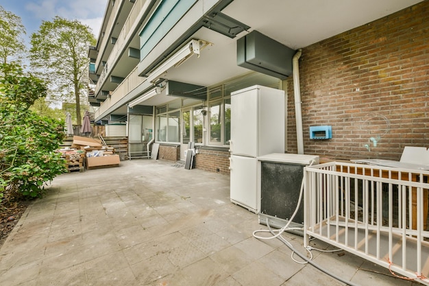 Simple patio cowered with wooden walls