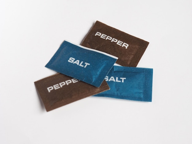 Single dose salt and pepper sachet