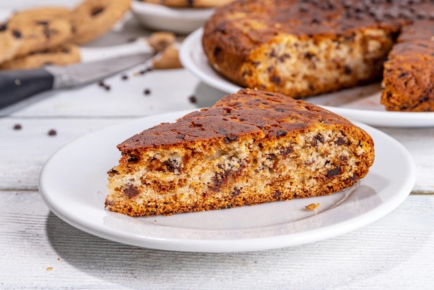 Skillet roasted chocolate chips cookie cake