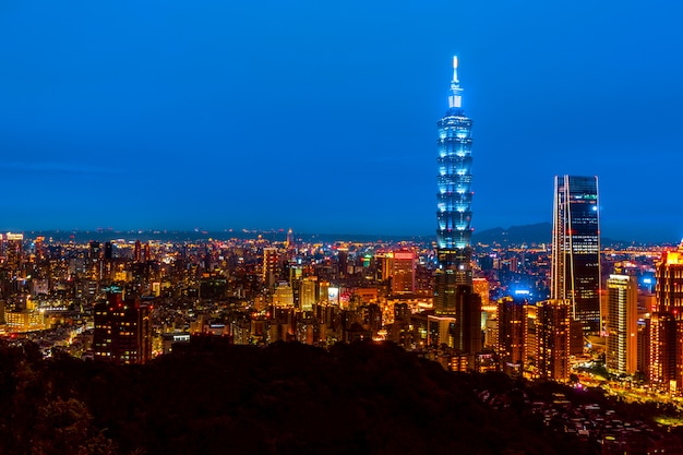 Skyline of Taipei cityscape Taipei 101 building of Taipei financial city ,Taiwan