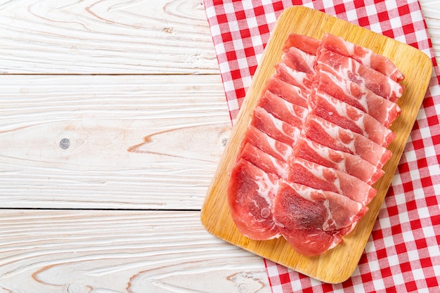 sliced collar pork raw