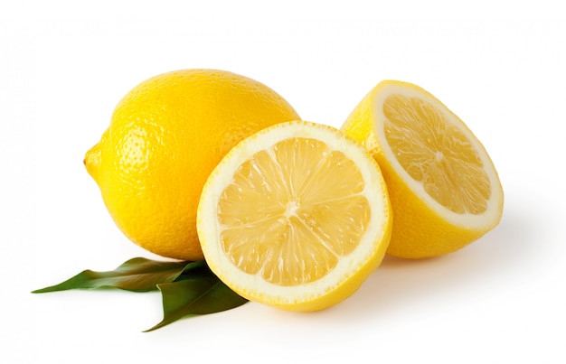 Sliced lemons with leaves