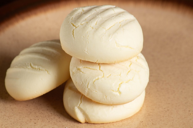 Small round cookies in brown a dish