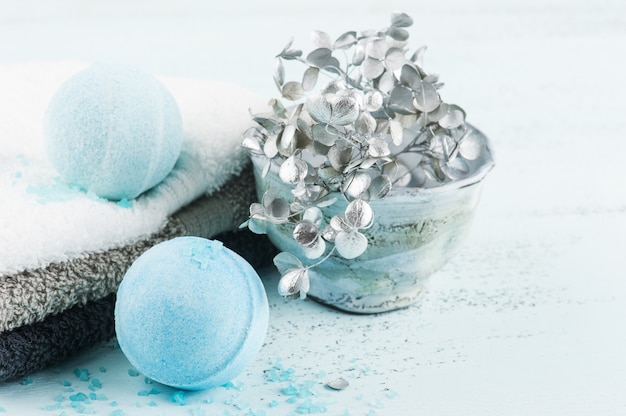 Spa set with blue bath bombs