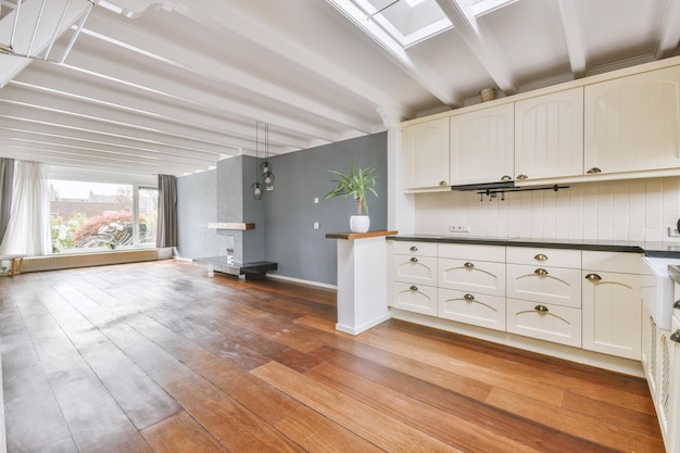 Spacious bright white kitchen