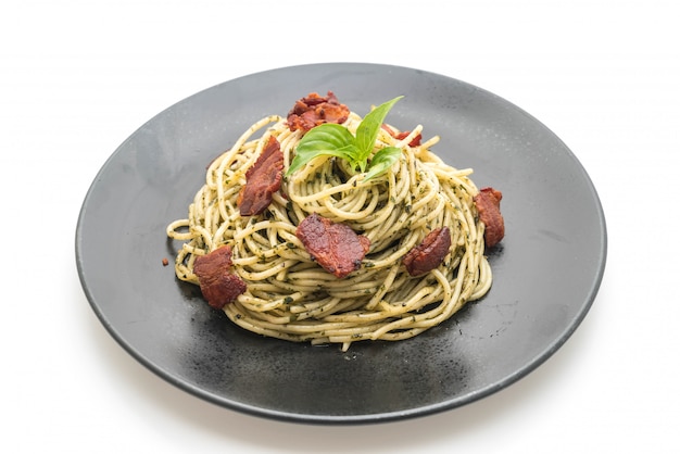 spaghetti cream cheese with bacon