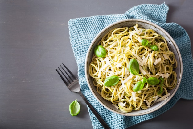 Spaghetti pasta with avocado basil pesto sauce