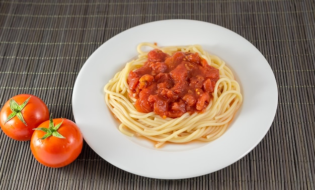 Spaghetti with tomato sauce, pasta