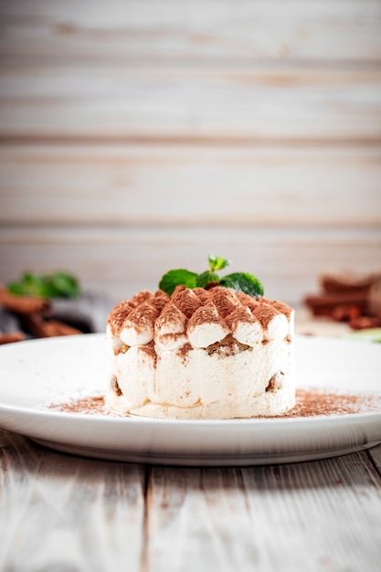 Sponge cake with chocolate sprinkles and mint