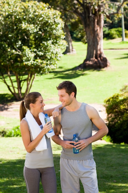 Sporty lovers in the park