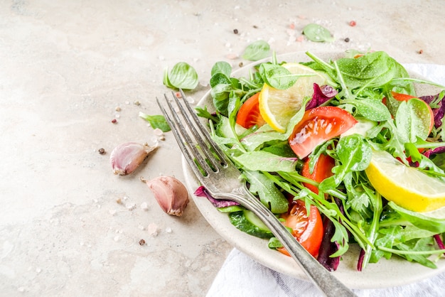 Spring mix salad with vegetables