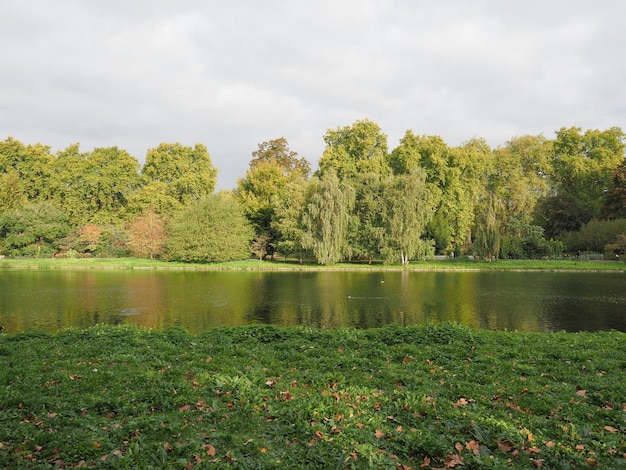 St James's Park in London