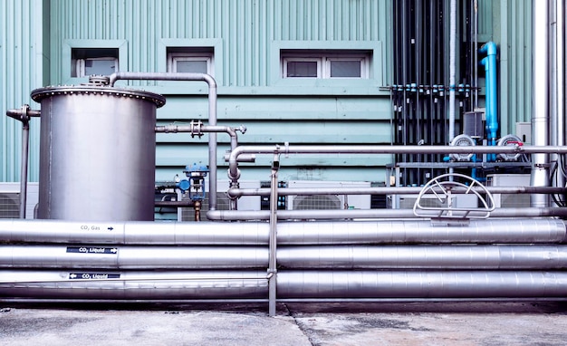 Stainless steel pipelines for industrial plants