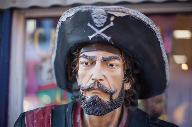 Photo statue of pirate