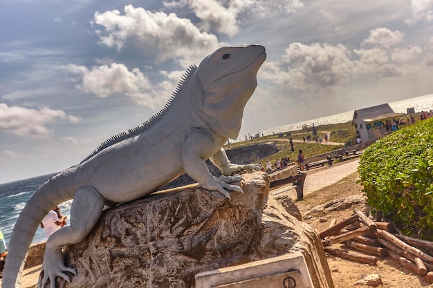 Statue in the shape of an Iguana