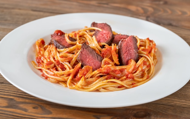 Steak linguine pasta